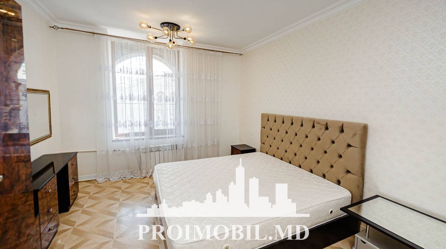 https://images.proimobil.md/mme4EX_nIrtF_Q21J_6BXYT5R8eVwLH_9mLHZl5npCI/watermark:0.75:so:0:30:0.39/resize:fill:1460:816:1/gravity:ce/bG9jYWw6Ly8vZXN0YXRlL2xyL2FhYTNmZDdlLWNmM2UtNDlkYi04NjhhLWViMDZlZWU3ZjJlZi5qcGVn