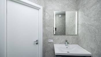 https://images.proimobil.md/msJXa1I68cc6mtdiKJC5bTc99DHBcKlOWQAqE6EZZzs/resize:fill:350:198:1/gravity:ce/bG9jYWw6Ly8vZXN0YXRlL2xyLzdmMDljYTg0LTJmNDQtNDY4Zi05YTI5LWI5N2RlYzJkOGNiYy5qcGVn