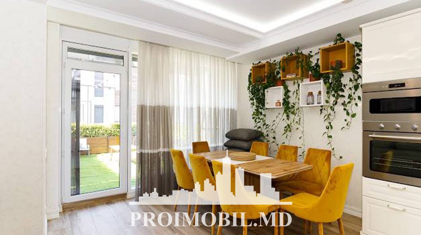 https://images.proimobil.md/myqNib31t8AaYy-_4vXsIygptxAQ5uPmKXp_RIAYZnQ/watermark:0.75:so:0:30:0.39/resize:fill:1460:816:1/gravity:ce/bG9jYWw6Ly8vZXN0YXRlL2xyLzQwN2M5MjEyLTI4ZDYtNDQ2Yi05OGY1LWI2ODZiN2Q0NTE4Mi5qcGVn