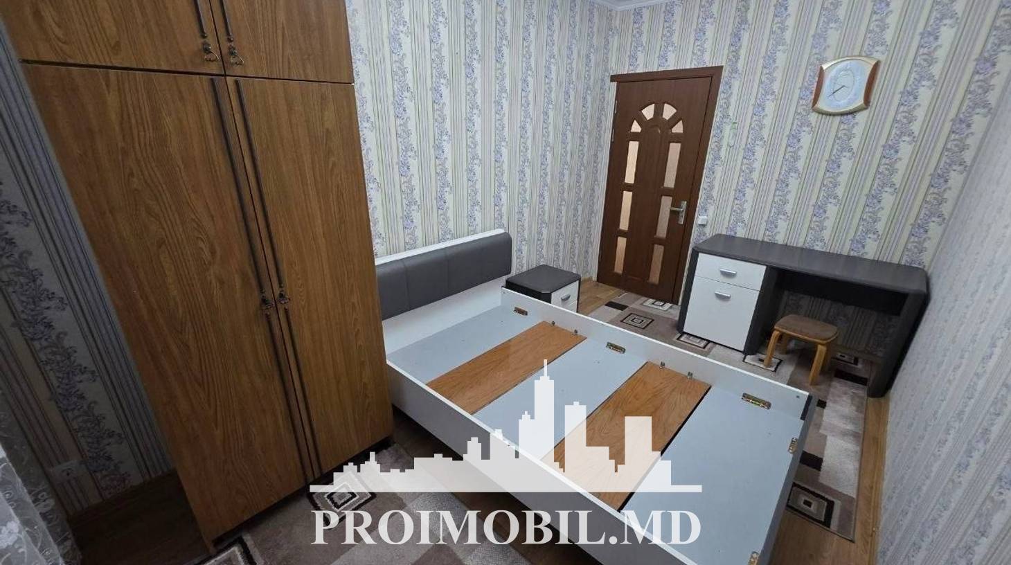 https://images.proimobil.md/n0_xRu3fajkUWHGCzpmyYlxZLWNxtShCA9Jq1KqVZWQ/watermark:0.75:so:0:30:0.39/resize:fill:1460:816:1/gravity:ce/bG9jYWw6Ly8vZXN0YXRlL2xyLzk5MjgxZGUxLWQ2OTQtNGZjMC05MmFhLTMxYTU5MTM2MjgxNi5qcGVn