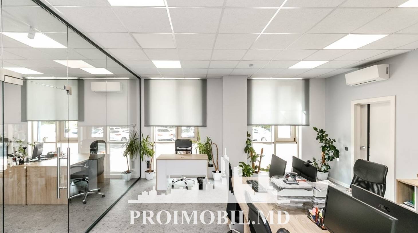 https://images.proimobil.md/n1ZGuRmvZ1SHGhadeu_j7oFfG4GNmGF8t0vtwXpIF4k/watermark:0.75:so:0:30:0.39/resize:fill:1460:816:1/gravity:ce/bG9jYWw6Ly8vZXN0YXRlL2xyLzNiZGI3YjlhLWM3OTAtNDNhYS05ZTBjLTgxZDM0ZWJmZjU4YS5qcGVn
