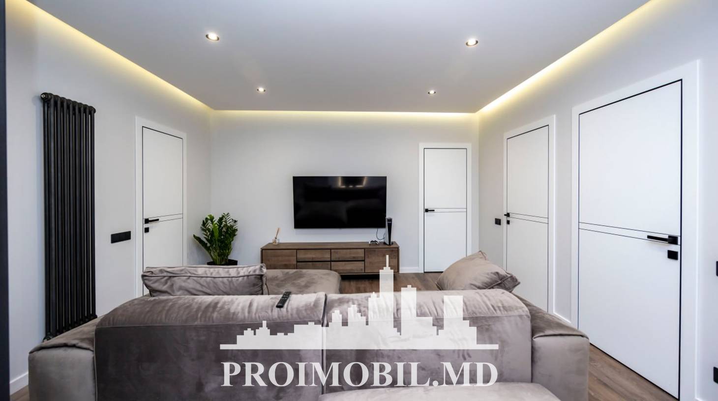 https://images.proimobil.md/n4t1sh4pWxA-68m-mtcw8jyuCpyQYGu29NuZU6WGG3M/watermark:0.75:so:0:30:0.39/resize:fill:1460:816:1/gravity:ce/bG9jYWw6Ly8vZXN0YXRlL2xyLzc3ZGIzYWVmLTYxYjctNDc3OS1hNzQ4LTMzYzdkMDdlNjNjMi5qcGVn