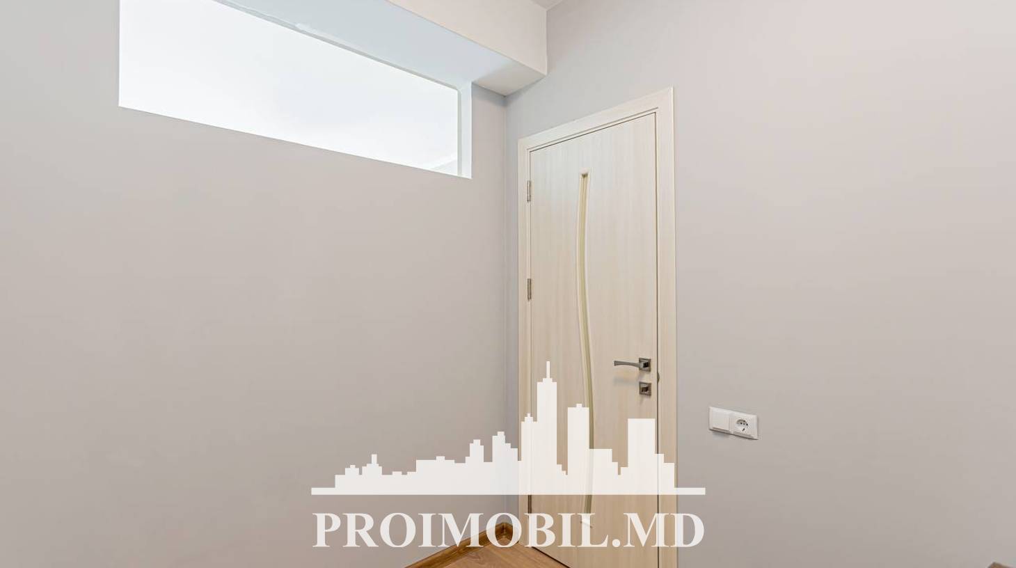 https://images.proimobil.md/n5URJYvF78FLfBIvYPet3FCBnsAjOJe-gShIxehfXAA/watermark:0.75:so:0:30:0.39/resize:fill:1460:816:1/gravity:ce/bG9jYWw6Ly8vZXN0YXRlL2xyLzc1OTJmZmY2LWNhZTctNGM1Yy05MTgxLWY2MThiNGUxOGI2Mi5qcGVn