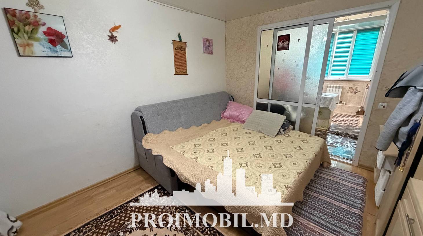 https://images.proimobil.md/n5q8p0PKSx65KO00PJQH12ClYQUJHOLmOD7OS06sCeY/watermark:0.75:so:0:30:0.39/resize:fill:1460:816:1/gravity:ce/bG9jYWw6Ly8vZXN0YXRlL2xyLzVmYjcwNjY1LTFjZGUtNDUwYy1hMGI4LTAyNjFlY2M5YWE0NC5qcGVn