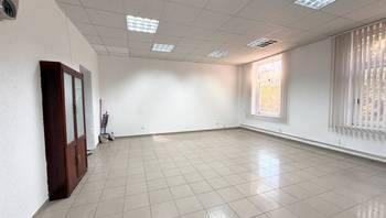 https://images.proimobil.md/n5uua-MJ8A9hOqDZlvcCKqy9c7do-Hamw1sOtp8loFQ/resize:fill:350:198:1/gravity:ce/bG9jYWw6Ly8vZXN0YXRlL2xyL2E4NzFiYjYxLTk4OWItNDVlZS05MjA3LWQzMWE1ODExNDY2Ny5qcGVn