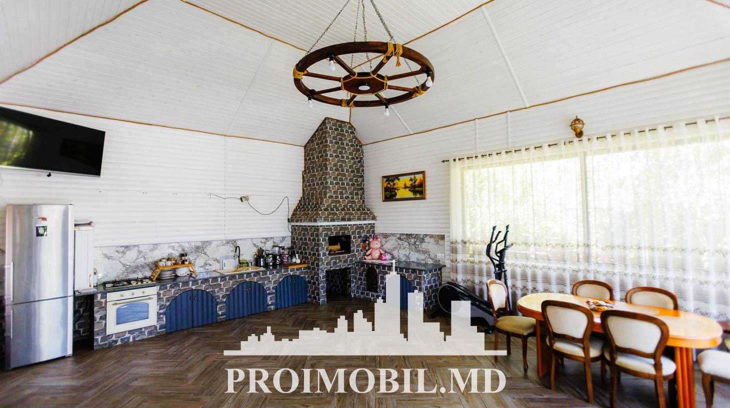 https://images.proimobil.md/nIx1ucCTEmqBrT0gXs-q904UsPkZ-Pc7y4pCecc9DuY/watermark:0.75:so:0:30:0.39/resize:fill:1460:816:1/gravity:ce/bG9jYWw6Ly8vZXN0YXRlL2xyL2E0Zjc2YTlmLTJhNzEtNGI5Ny05NzY4LWJmMzM5MmNhNzYyNy5qcGVn