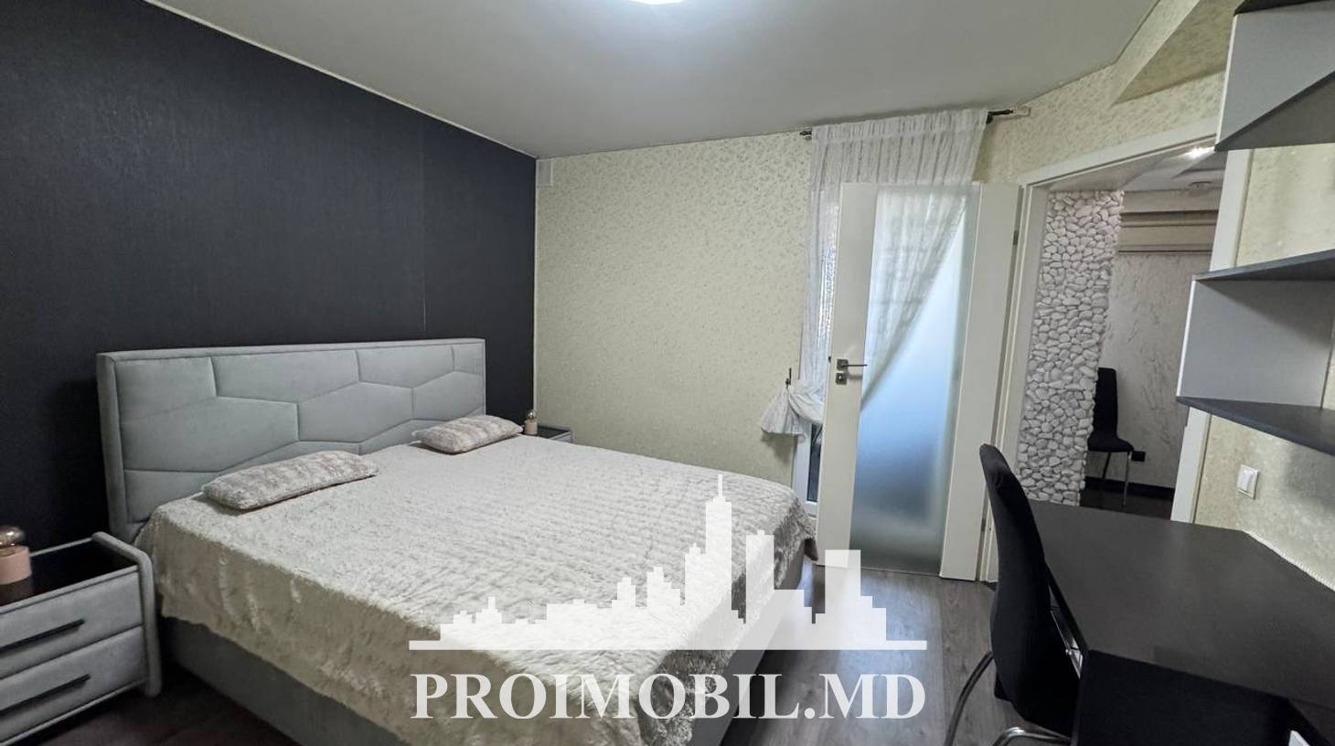 https://images.proimobil.md/nL0FP7PCAoR5VshC0aEWZiqsdN6fjgI3sBcw1rsnq7g/watermark:0.75:so:0:30:0.39/resize:fill:1460:816:1/gravity:ce/bG9jYWw6Ly8vZXN0YXRlL2xyLzZkNzhkMmRkLTRlODctNGE2Zi04OTk3LTc0YWI3MDRiMDk2NC5qcGVn