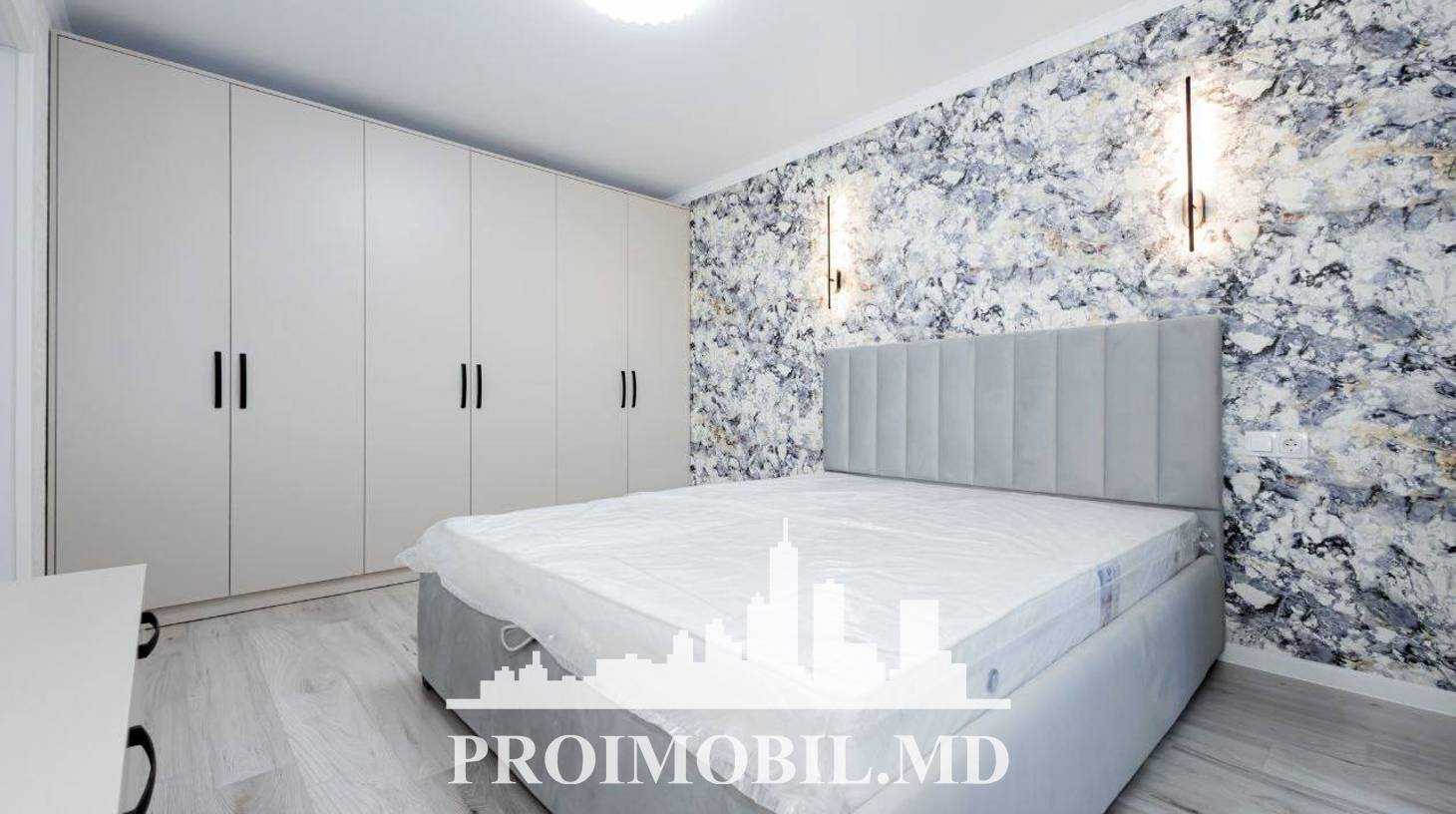 https://images.proimobil.md/nMVWOBsF_YcT86Z2ZR-B5DRdR_cV65tNmn7ta9mZxvk/watermark:0.75:so:0:30:0.39/resize:fill:1460:816:1/gravity:ce/bG9jYWw6Ly8vZXN0YXRlL2xyLzczOWIxMDMzLTg5ZGItNDg3NC04N2ZjLTRkZWQ2NzczYjQ1YS5qcGVn
