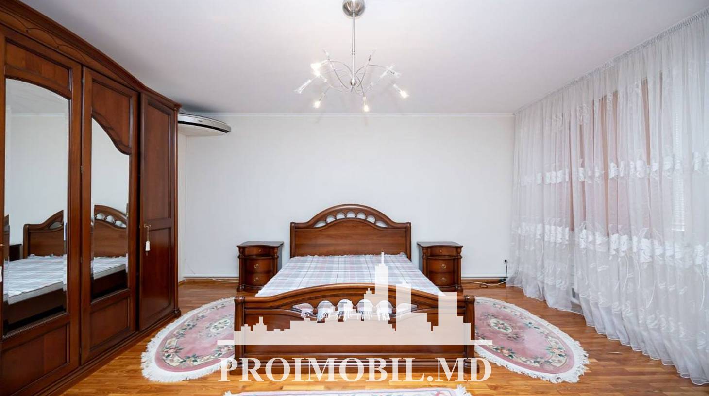 https://images.proimobil.md/nN14DI5KkWZpu2MENra2C6FzupAc2OvYHOpzRQWz32I/watermark:0.75:so:0:30:0.39/resize:fill:1460:816:1/gravity:ce/bG9jYWw6Ly8vZXN0YXRlL2xyL2IxNjFkOWQ5LWZhODEtNGRlMC04YWEzLWZmNGJjMTY4YjhlMi5qcGVn