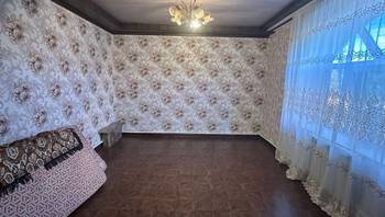 https://images.proimobil.md/nNBnTivA5QFZE1qgnqVnEuJm1sYVIcwFYD_DemqIn_I/resize:fill:350:198:1/gravity:ce/bG9jYWw6Ly8vZXN0YXRlL2xyLzVmZjIyYmVkLTc2MmMtNDJjOS1iNzlhLTUzYjM5NjAzMjc3Yi5qcGVn