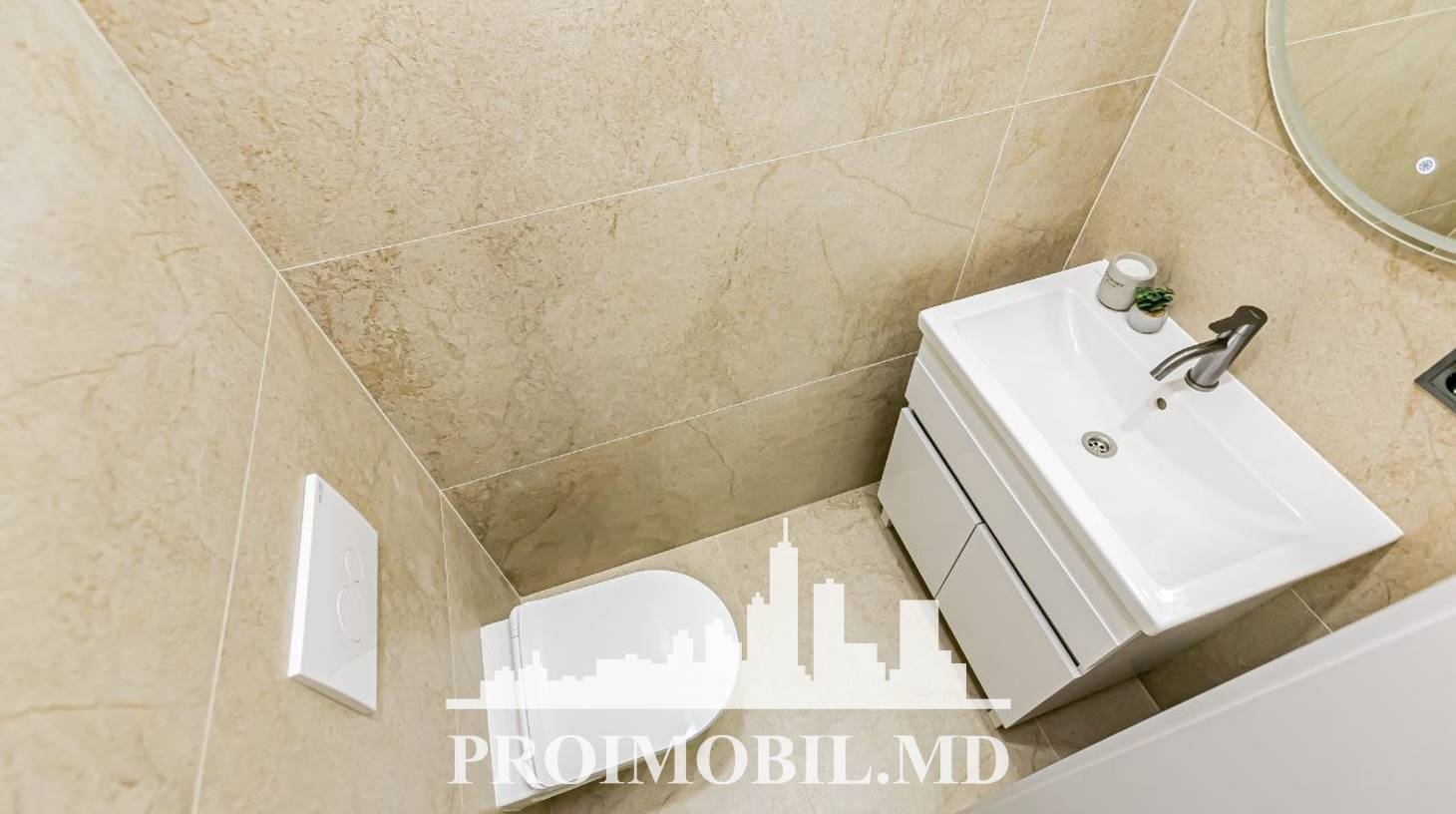 https://images.proimobil.md/nO2ARQ5ZUt3M5gWbcMm8KSh3DQBtW0USVTPk3HebXIA/watermark:0.75:so:0:30:0.39/resize:fill:1460:816:1/gravity:ce/bG9jYWw6Ly8vZXN0YXRlL2xyLzM3M2Y5MGZiLTIzYTQtNDVkMC05M2U0LWMwZmU1OWY4MzYwYS5qcGVn