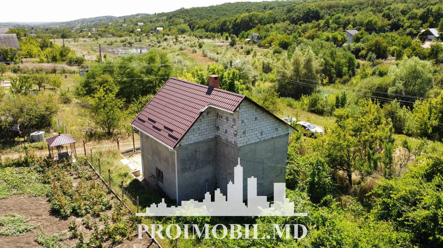 https://images.proimobil.md/nQjDMDIYgTxdd91h3aPsEVC4VGVJjDGKQ0J4FM9YfuU/watermark:0.75:so:0:30:0.39/resize:fill:1460:816:1/gravity:ce/bG9jYWw6Ly8vZXN0YXRlL2xyL2Q4MGIzYzE0LTE0YTktNDk2OS05NDVjLTFmZWZiYmJkOTI1Mi5qcGVn