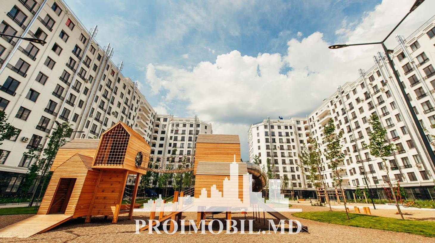 https://images.proimobil.md/nQu1PtjZc7jeWHIhS97inmB5WU-aDfeXYVVIPa5k2v8/watermark:0.75:so:0:30:0.39/resize:fill:1460:816:1/gravity:ce/bG9jYWw6Ly8vZXN0YXRlL2xyLzkyYWEzNTRiLTk0ZWMtNDNmZS05M2QyLWI5OTI5ZTBiODI2OC5qcGVn