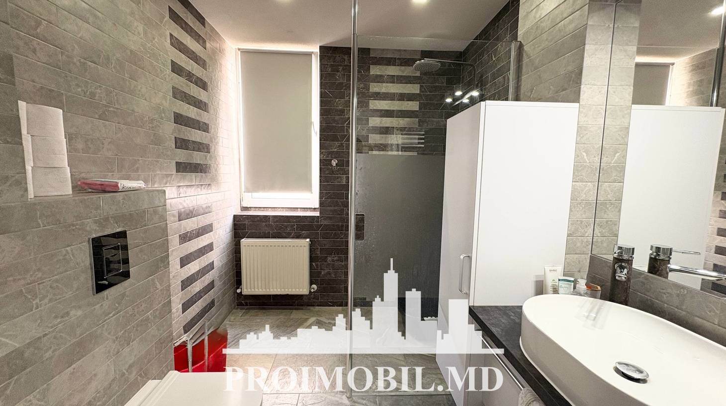 https://images.proimobil.md/nRAkICyrV9O0UjXF8HqQ9B8nZk9R_HUSyoMVSQVoGC0/watermark:0.75:so:0:30:0.39/resize:fill:1460:816:1/gravity:ce/bG9jYWw6Ly8vZXN0YXRlL2xyLzEzZmM2OWUwLTAzNDItNDUxOC05ZWM1LTRlN2MxZmMzYzdkMS5qcGVn
