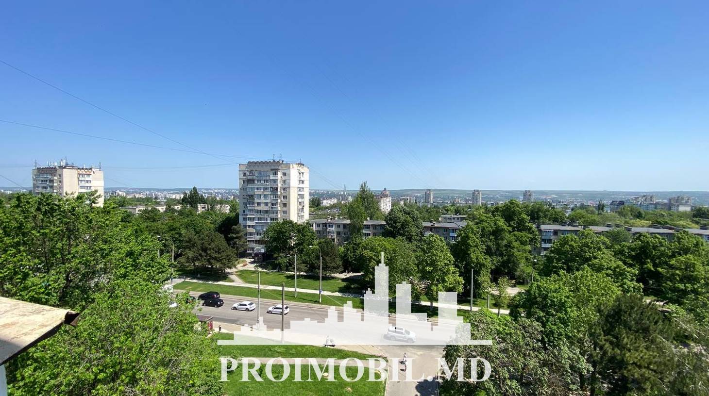 https://images.proimobil.md/nRb8pvxo8-YIdtNdPJKhpwPW67VQU1KoHQa1WlD8HQo/watermark:0.75:so:0:30:0.39/resize:fill:1460:816:1/gravity:ce/bG9jYWw6Ly8vZXN0YXRlL2xyLzBkMmNiNmM4LWQ1MTctNDM0OC1iZGNiLTVlYzA1YmI1YzNmMi5qcGVn