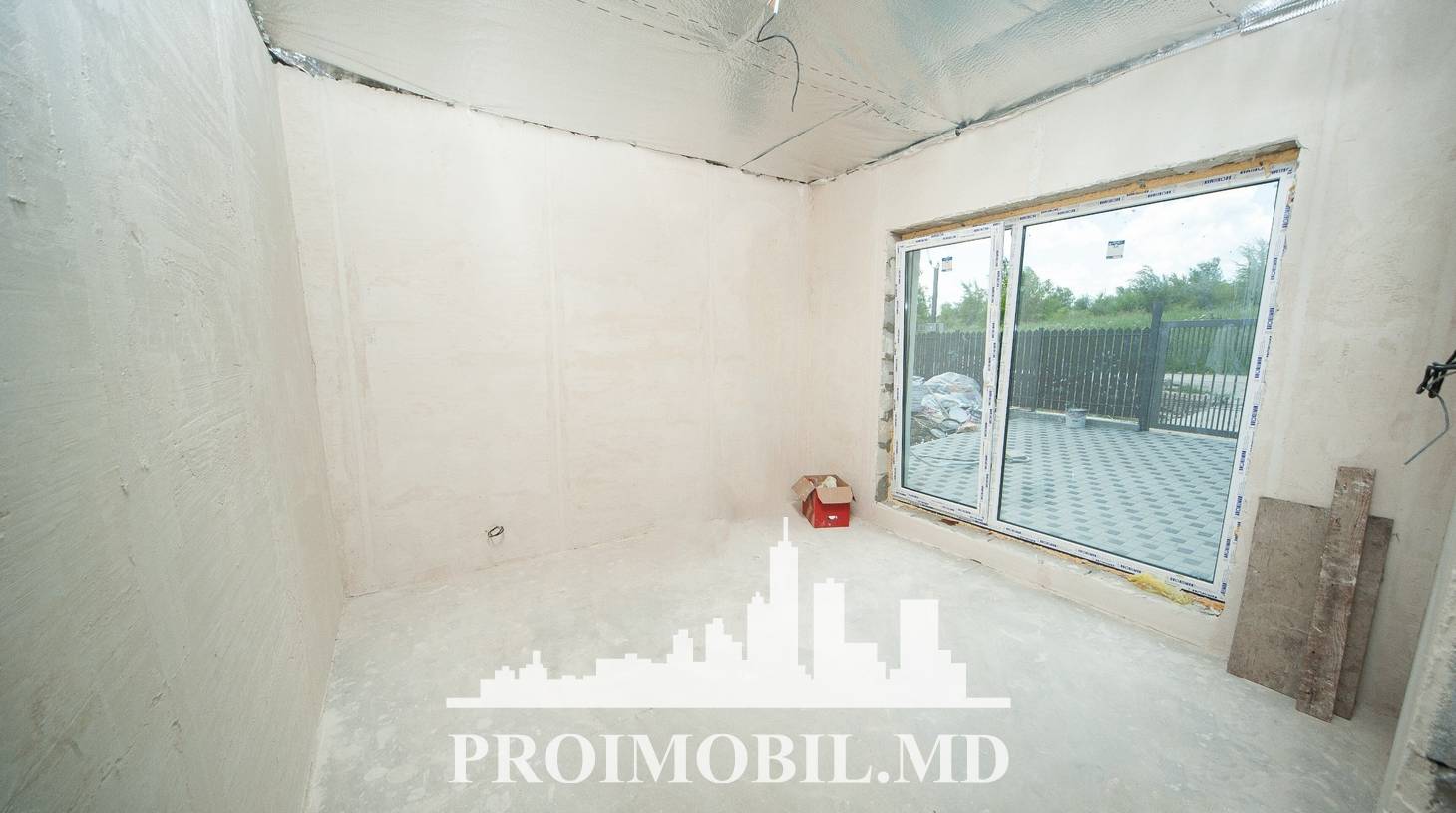 https://images.proimobil.md/nVdKZzIDv7gl2bKEjUqzwXX9jT0Xolh8_gmBemNCsYY/watermark:0.75:so:0:30:0.39/resize:fill:1460:816:1/gravity:ce/bG9jYWw6Ly8vZXN0YXRlL2xyLzFjZjU1MWJkLWQ5OTQtNDBhZS1hMTdlLTI1NjMxMmYxYWFmYy5qcGVn