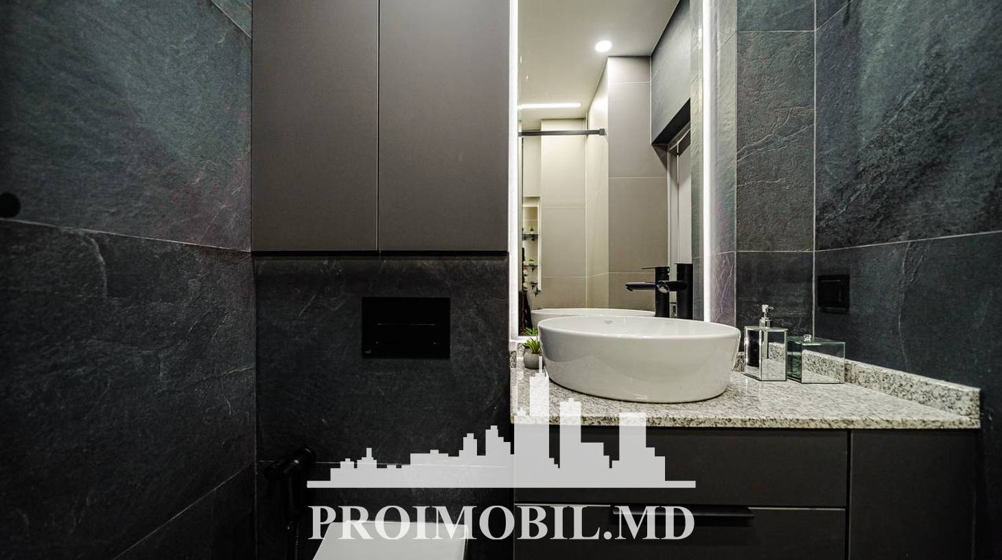 https://images.proimobil.md/nXXPzMuTq1mVpMMZuvIfsWfqLZ_dORFXZDXOwrYgQA0/watermark:0.75:so:0:30:0.39/resize:fill:1460:816:1/gravity:ce/bG9jYWw6Ly8vZXN0YXRlL2xyLzAyNzhhOGI1LTlmNDItNDQ5YS1hYWUxLTRlZGJhOTRkNDhkMi5qcGVn
