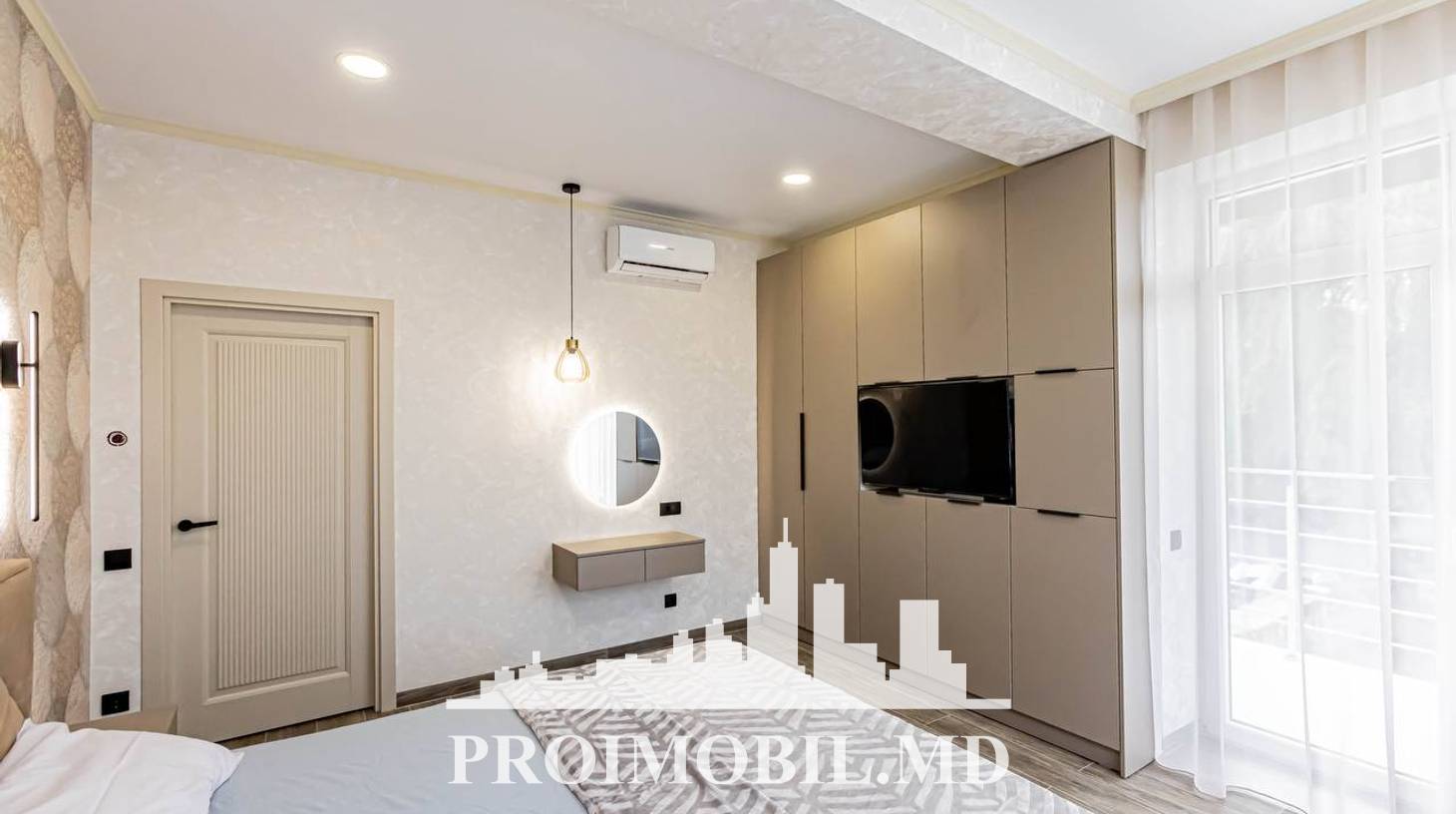 https://images.proimobil.md/nZO99vTH03Sny7hzPpc-WLCDc1KYKAWIxG6hTL2gjOs/watermark:0.75:so:0:30:0.39/resize:fill:1460:816:1/gravity:ce/bG9jYWw6Ly8vZXN0YXRlL2xyLzY1ZjUzOTY2LWEzOGYtNGZhZS1hZjlmLTNkMjhkYjYwZWJjNy5qcGVn