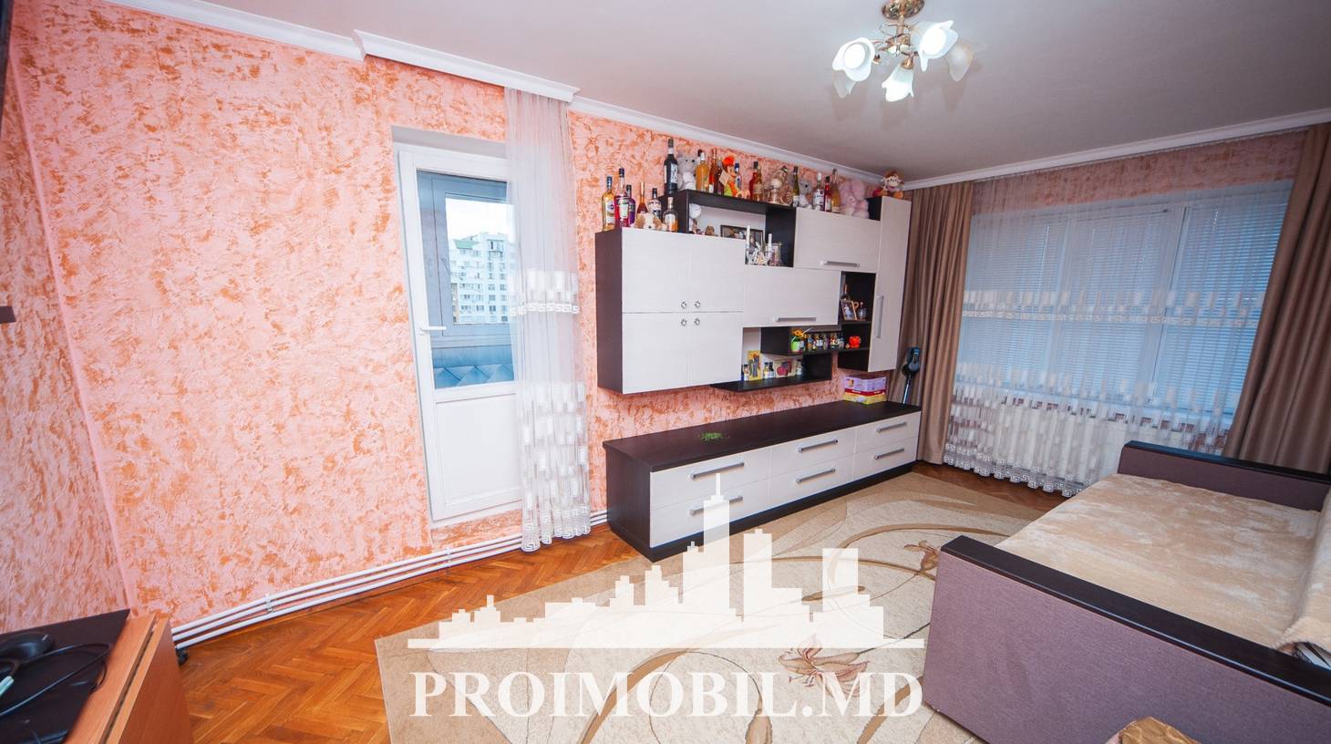 https://images.proimobil.md/nZlh6SFEcHbW11TX3yGlHIg0kvpQ6uYiRFNOVOi8l7E/watermark:0.75:so:0:30:0.39/resize:fill:1460:816:1/gravity:ce/bG9jYWw6Ly8vZXN0YXRlL2xyLzJmNzBiMWYwLTNiMDYtNDA4Yy05Y2MzLTgwZjNhNTMxMDI4ZC5qcGVn
