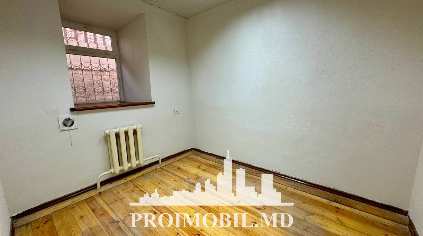 https://images.proimobil.md/naa_e7yA5R5rZbsnGfITup5wWxVwFeXA3dLvPZUCa-A/watermark:0.75:so:0:30:0.39/resize:fill:1460:816:1/gravity:ce/bG9jYWw6Ly8vZXN0YXRlL2xyL2IzNWNjODVlLWQ4NDctNGU5ZS1iNjMxLTlmZGJlYWU2MTA2ZS5qcGVn