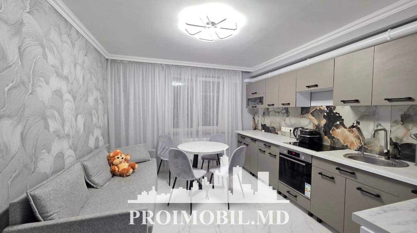 https://images.proimobil.md/napLQP0P2UahnQ5dirsrXg2HlO6rgjIH20Cqp4eOKfE/watermark:0.75:so:0:30:0.39/resize:fill:1460:816:1/gravity:ce/bG9jYWw6Ly8vZXN0YXRlL2xyL2RmMjRjYjc1LWE2ZDktNDcyMS1hOThkLWY3NTNjYzk0YzEzZC5qcGVn