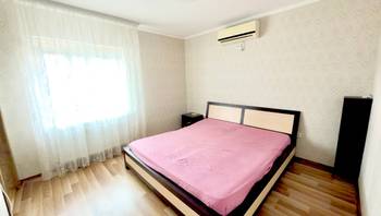 https://images.proimobil.md/nbcjhgj4Au7HQoLda1b8OUfYj2e5SANcQYVO3TBN2Kg/resize:fill:350:198:1/gravity:ce/bG9jYWw6Ly8vZXN0YXRlL2xyLzExNDRhOWIyLTE0N2QtNDUzNy1iZjZiLTEyODgxMmMyMzgzYS5qcGVn