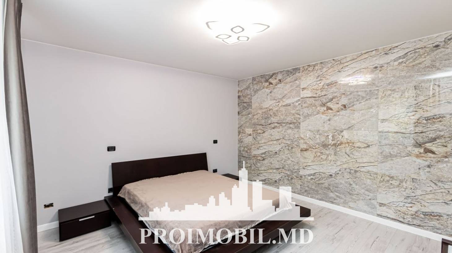 https://images.proimobil.md/nhoLwqevfoVSbnn_EXJAtRO0yv9HJ8UVpu7f6yhqNDQ/watermark:0.75:so:0:30:0.39/resize:fill:1460:816:1/gravity:ce/bG9jYWw6Ly8vZXN0YXRlL2xyLzkwYTA2NWNkLTdlZGYtNDI1MS1hMmZjLWI4ODc1YTJmMDM4Yy5qcGVn