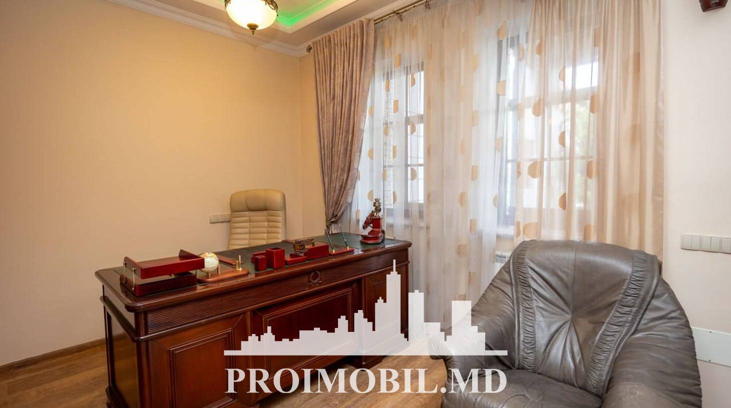 https://images.proimobil.md/niUOVzt8916cLSsojmkaDI6_eyAO54W8LJ1IPirJdr8/watermark:0.75:so:0:30:0.39/resize:fill:1460:816:1/gravity:ce/bG9jYWw6Ly8vZXN0YXRlL2xyLzJiMzEzOGMyLWY0ZDYtNDBjZC05YjI3LWQ3NWMyMTFhYzc1ZS5qcGVn