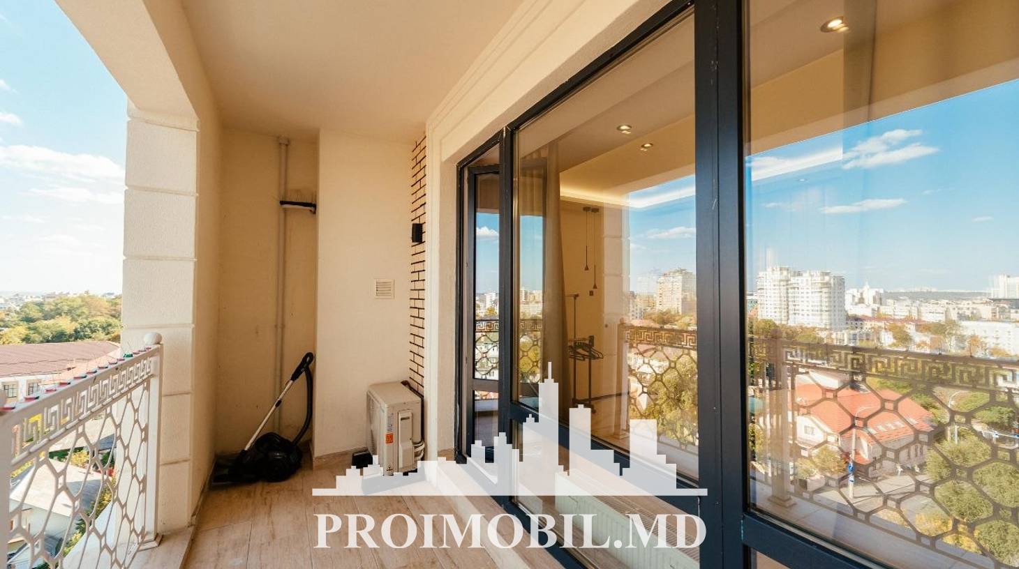 https://images.proimobil.md/niXHmZ_lk9e4h9JFsbA89ONbvDwM8O9ax8PjdN4HD98/watermark:0.75:so:0:30:0.39/resize:fill:1460:816:1/gravity:ce/bG9jYWw6Ly8vZXN0YXRlL2xyLzQ2NjA4NjI1LWZkOGEtNGI4My1iYWEzLWM5ODQwOTM1YzdlZi5qcGVn