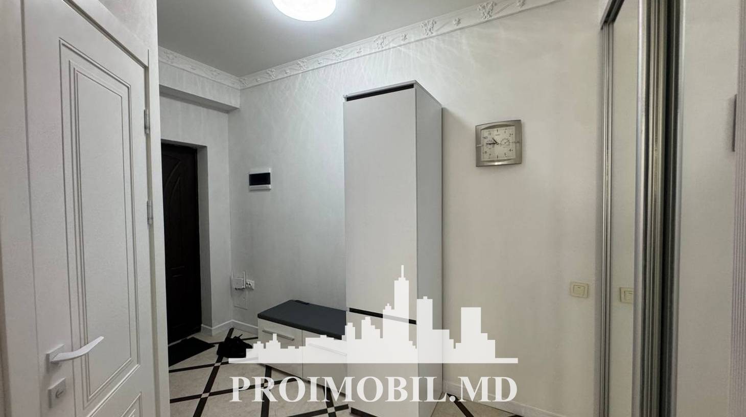 https://images.proimobil.md/njX-N9SC1BsLIKbAbg4ZQ4YbErMMKb5ouoT67iYibZA/watermark:0.75:so:0:30:0.39/resize:fill:1460:816:1/gravity:ce/bG9jYWw6Ly8vZXN0YXRlL2xyLzI1YmZjZDEwLWQ2ZDItNGZjOS04MTNhLTkxYjMyY2MwMTkyOS5qcGVn