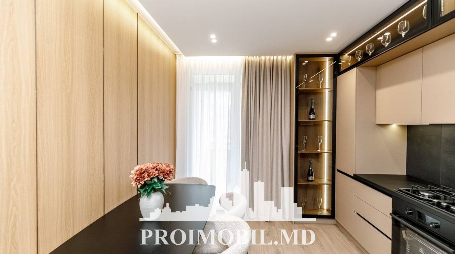 https://images.proimobil.md/nkLPKQB4q46rSfoMYO2cYMGTH9HiJ3Ywsa6YQokNoH4/watermark:0.75:so:0:30:0.39/resize:fill:1460:816:1/gravity:ce/bG9jYWw6Ly8vZXN0YXRlL2xyL2E5MjJlYzc0LTk5MjYtNDBkYy04YWYzLTAzM2RiZWRiYzkyMC5qcGVn