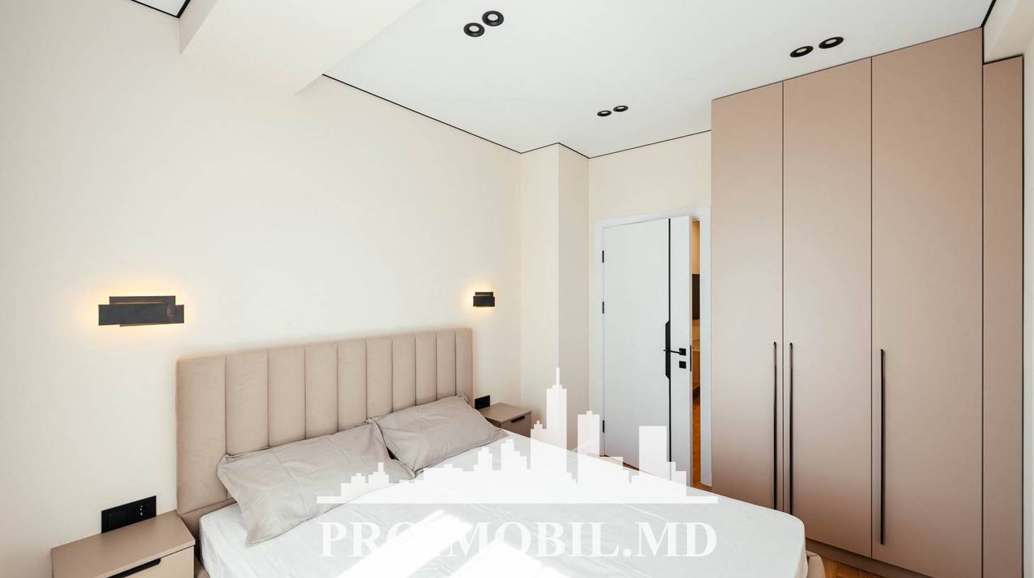 https://images.proimobil.md/nkwM3StuN4GR8dU8y78eVPrcMYXjYTJJG2wSQD3f-5M/watermark:0.75:so:0:30:0.39/resize:fill:1460:816:1/gravity:ce/bG9jYWw6Ly8vZXN0YXRlL2xyLzQwNTMzNWY3LTMyN2QtNGEzMy05ZTU2LTNhOGZiNGMyMjA2Zi5qcGVn