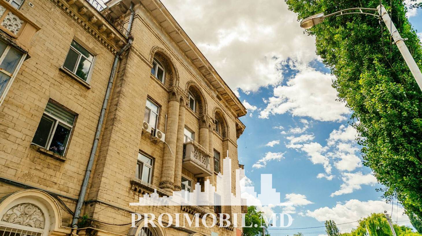 https://images.proimobil.md/nmHqIMTodUvP3TZV4uMKinrc4rzbqTG2duuqyWHUPwA/watermark:0.75:so:0:30:0.39/resize:fill:1460:816:1/gravity:ce/bG9jYWw6Ly8vZXN0YXRlL2xyL2M0MTkzODYxLTJiNGQtNDNkOS05ZWFmLTNiNTQ4YjYwMjVkMy5qcGVn