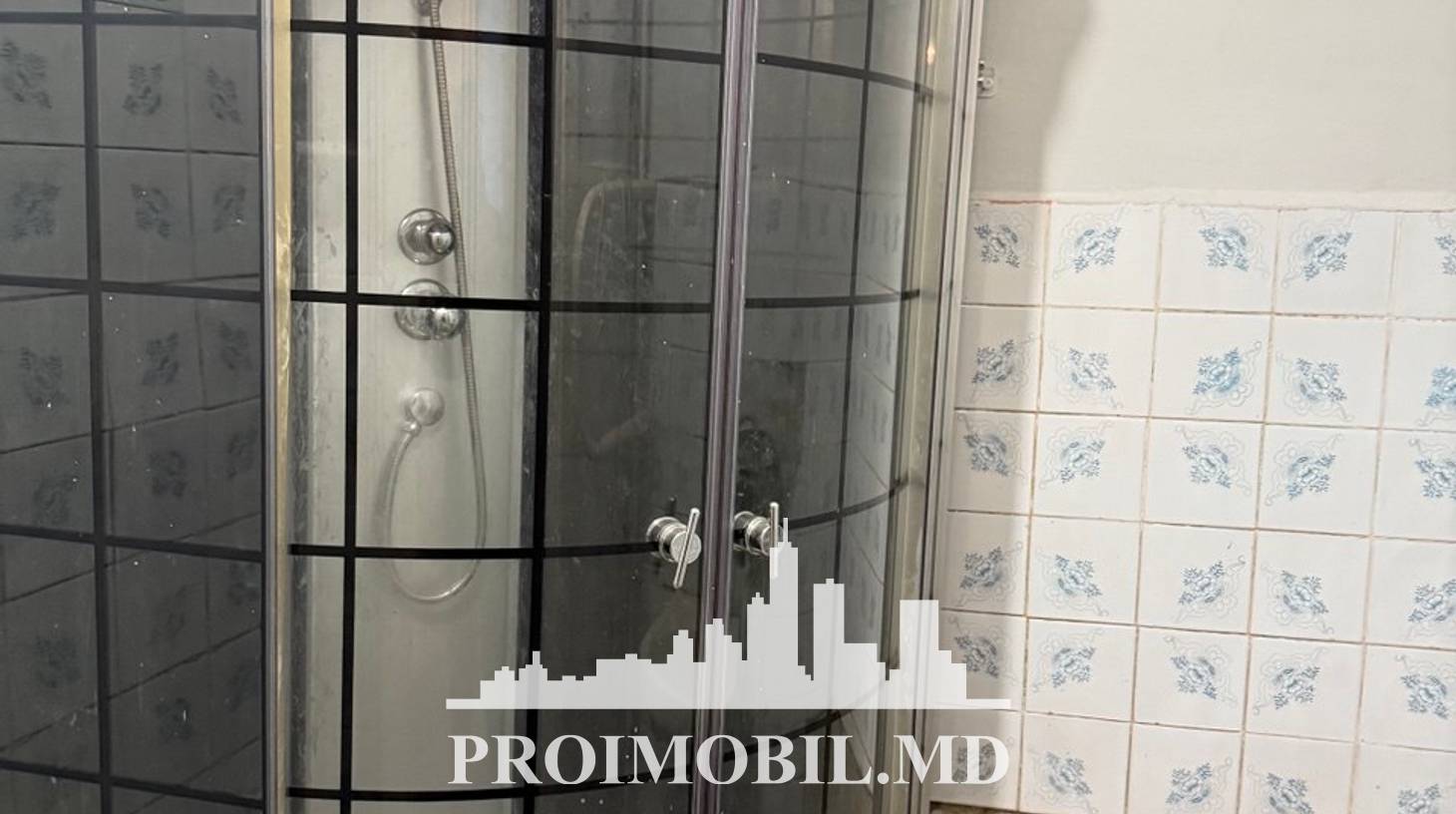https://images.proimobil.md/nq0gCh4HJMYF9Vpg0HTSpWFCtZVteRg4R44C0ZmppA8/watermark:0.75:so:0:30:0.39/resize:fill:1460:816:1/gravity:ce/bG9jYWw6Ly8vZXN0YXRlL2xyL2Q4Y2UwYTEzLTZkOTgtNDg4NS05NzZkLTQwODI0ZTU5ZGViNC5qcGVn