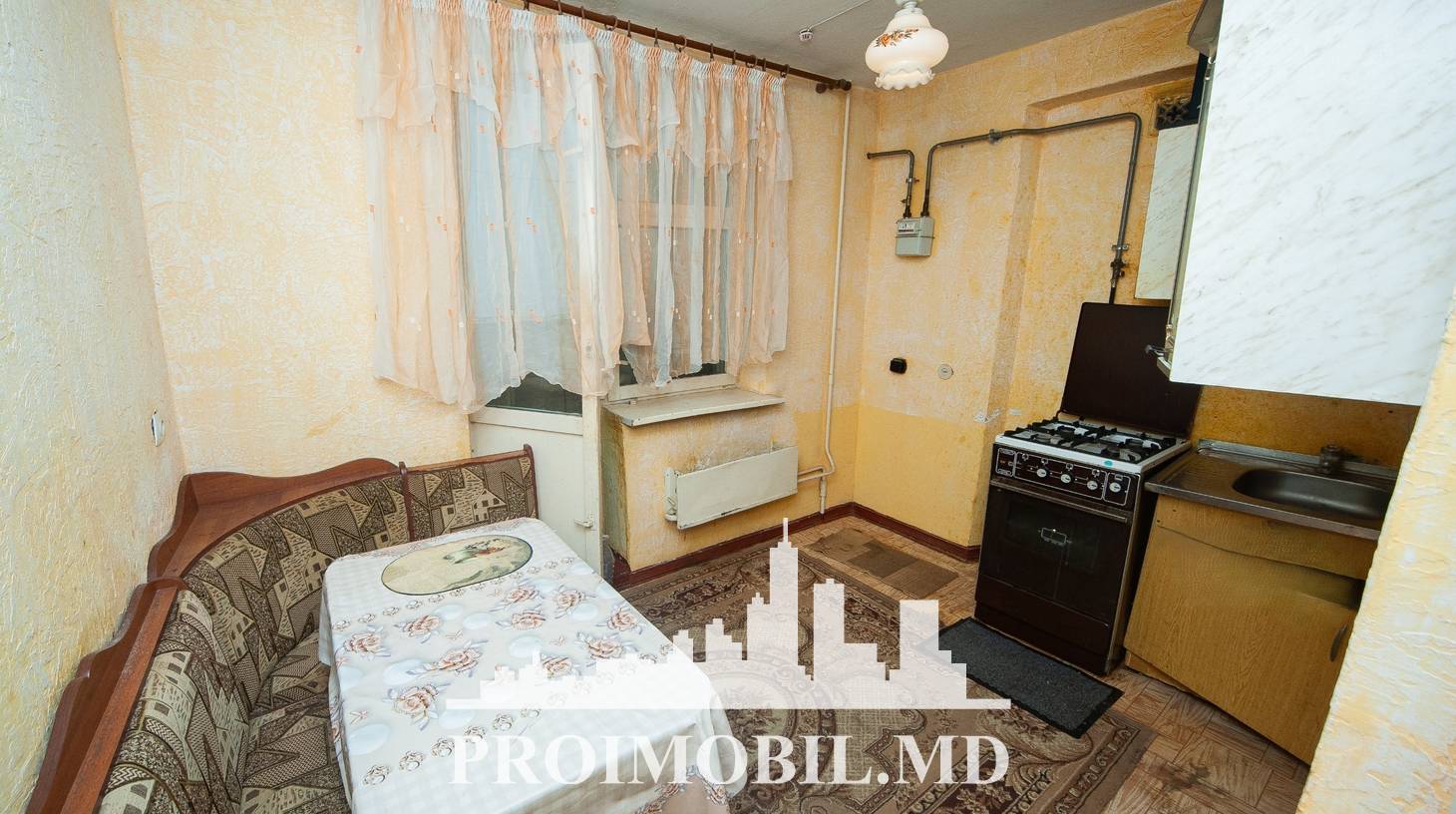 https://images.proimobil.md/nq8c2WRnbAKTbF8D1Mw_PCHdN6Hsx3_ITbCw1xZqmgE/watermark:0.75:so:0:30:0.39/resize:fill:1460:816:1/gravity:ce/bG9jYWw6Ly8vZXN0YXRlL2xyLzk1NThiNTg1LTllNjktNDc2Yi1hN2M5LWVkZWMzZDI2NDQ4Ni5qcGVn