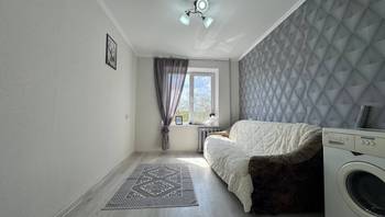 https://images.proimobil.md/nu2hdcSDu8RdKOWIPNYpWtHRToa_wGipOi_eRWPPmdU/resize:fill:350:198:1/gravity:ce/bG9jYWw6Ly8vZXN0YXRlL2xyLzUzYzkxMTJkLTQwNTctNDlkMi1hYzZjLWYwMTYyZWQxNTRjNi5qcGVn
