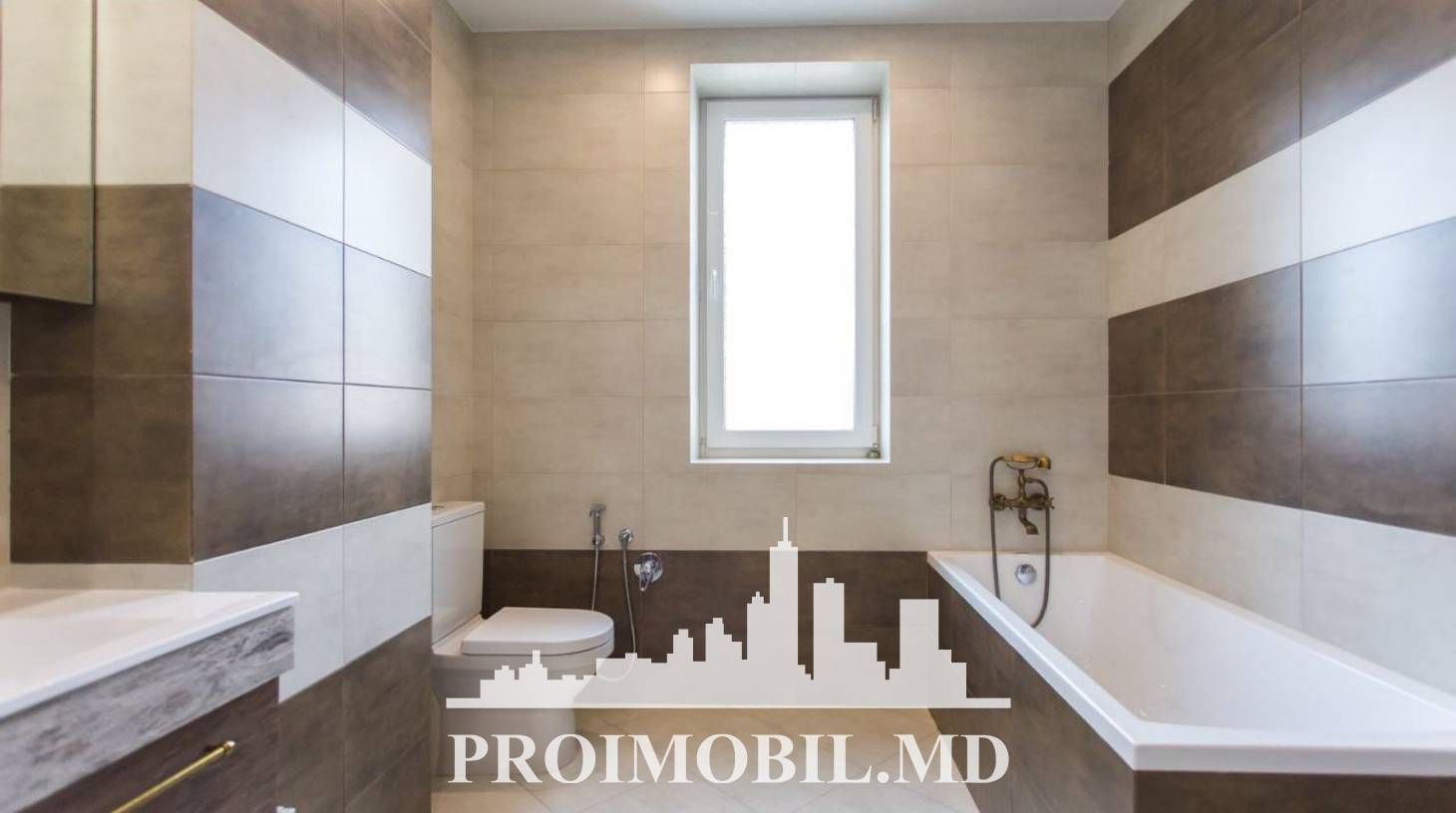 https://images.proimobil.md/nu3d2jmeGg2tYJcg17mJCk1zpvoEadcDjaYkMaGe1B8/watermark:0.75:so:0:30:0.39/resize:fill:1460:816:1/gravity:ce/bG9jYWw6Ly8vZXN0YXRlL2xyLzI2NDAwMTk5LWI5OGItNDQ1Yy1iODY3LThhOTk0MTgxYjJkZC5qcGVn