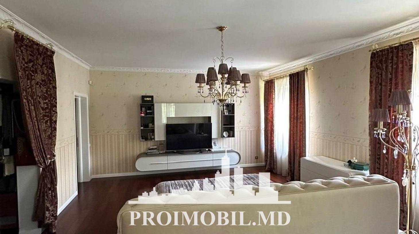 https://images.proimobil.md/nwlJ2PERIrrizfzDgD2KeLYL4TH9MI-JgPRA9w9WTkk/watermark:0.75:so:0:30:0.39/resize:fill:1460:816:1/gravity:ce/bG9jYWw6Ly8vZXN0YXRlL2xyLzhlNzZhMGZmLTBiODMtNDQ3NS04ZTQzLWYwNzMyYWVmNGYzOS5qcGVn