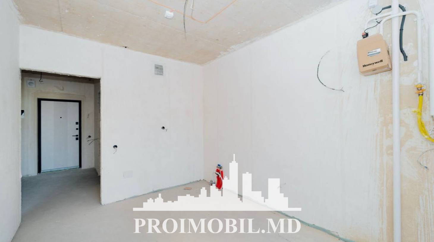 https://images.proimobil.md/ny3g4yMfCd33gCDb-7EnaUGdpDM5Z-CLyk18G8GpjF0/watermark:0.75:so:0:30:0.39/resize:fill:1460:816:1/gravity:ce/bG9jYWw6Ly8vZXN0YXRlL2xyLzJkNTNmMzlkLTMyMDUtNDU4YS1hOTAxLTU0MmNkYTJjY2NiOC5qcGVn