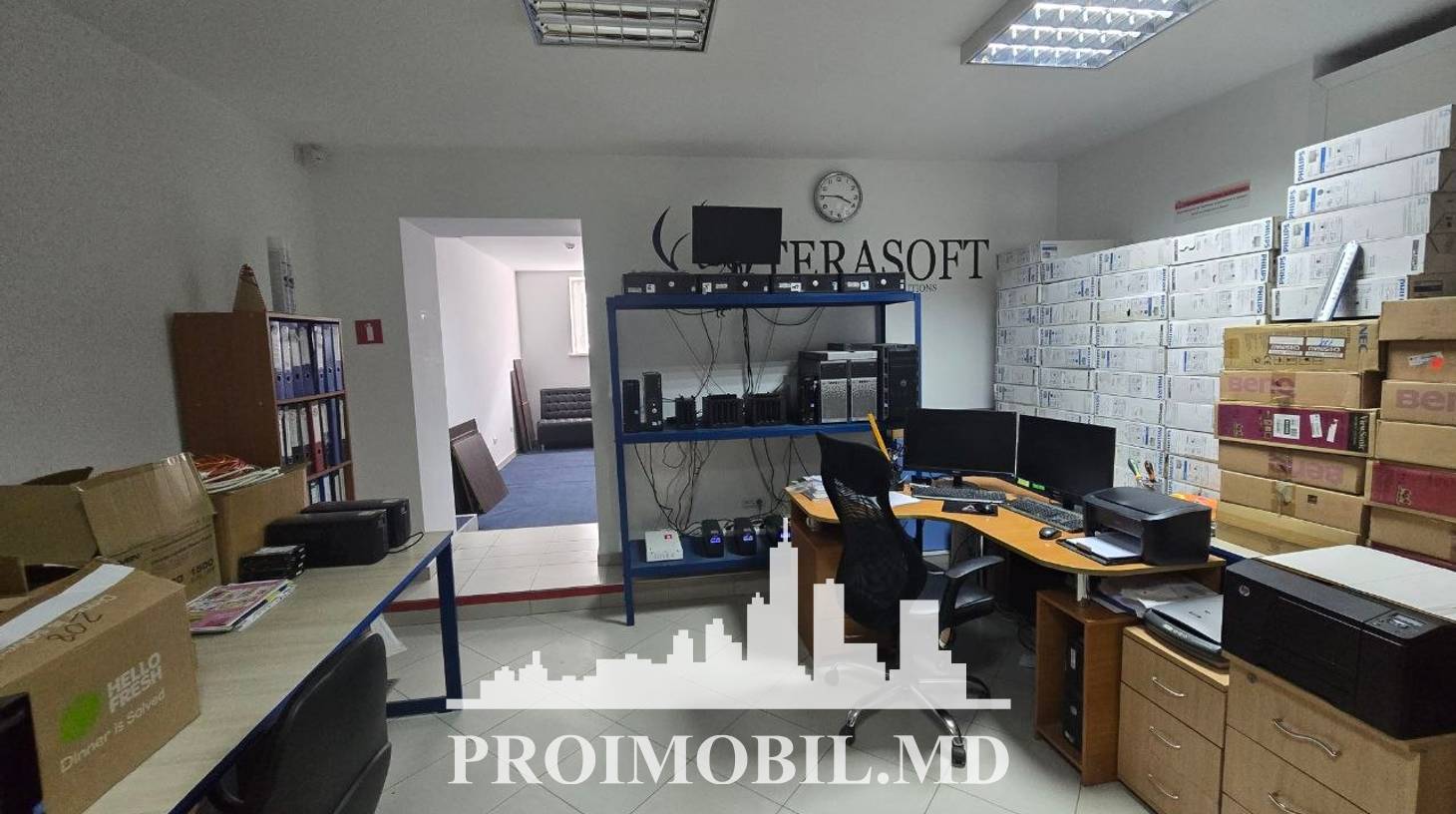 https://images.proimobil.md/nyPrAFK8EWIUD_1tfksuug_hrjdV_FToQMwMqv1nzBQ/watermark:0.75:so:0:30:0.39/resize:fill:1460:816:1/gravity:ce/bG9jYWw6Ly8vZXN0YXRlL2xyLzJiZjdmMWY0LTY3OTMtNGIwYy1iOTc4LThjYjdhYTZjZjkzMy5qcGVn