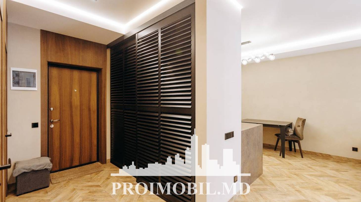 https://images.proimobil.md/nyhChCxMvZ75dLuV-r9zWhOAWu2Uub7nGnWtrMfq8Aw/watermark:0.75:so:0:30:0.39/resize:fill:1460:816:1/gravity:ce/bG9jYWw6Ly8vZXN0YXRlL2xyLzI3MGIzNTE5LTdmZDQtNGEwNy05NjAzLTI3NGUzMzhkMWI1Ni5qcGVn