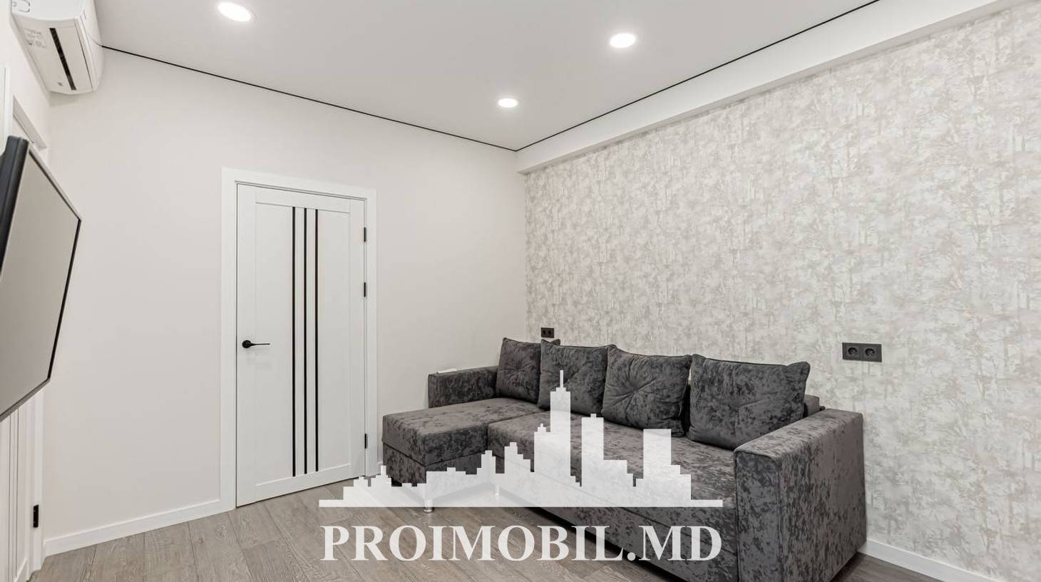 https://images.proimobil.md/nyqSvg5Al13fgPQl0we-08FKTihjdsMsOBm2OvcehJw/watermark:0.75:so:0:30:0.39/resize:fill:1460:816:1/gravity:ce/bG9jYWw6Ly8vZXN0YXRlL2xyLzA3OTNlODZhLTNmOWQtNDI1Mi1hYjViLTg3NmFkYWY5ZDlkYy5qcGVn