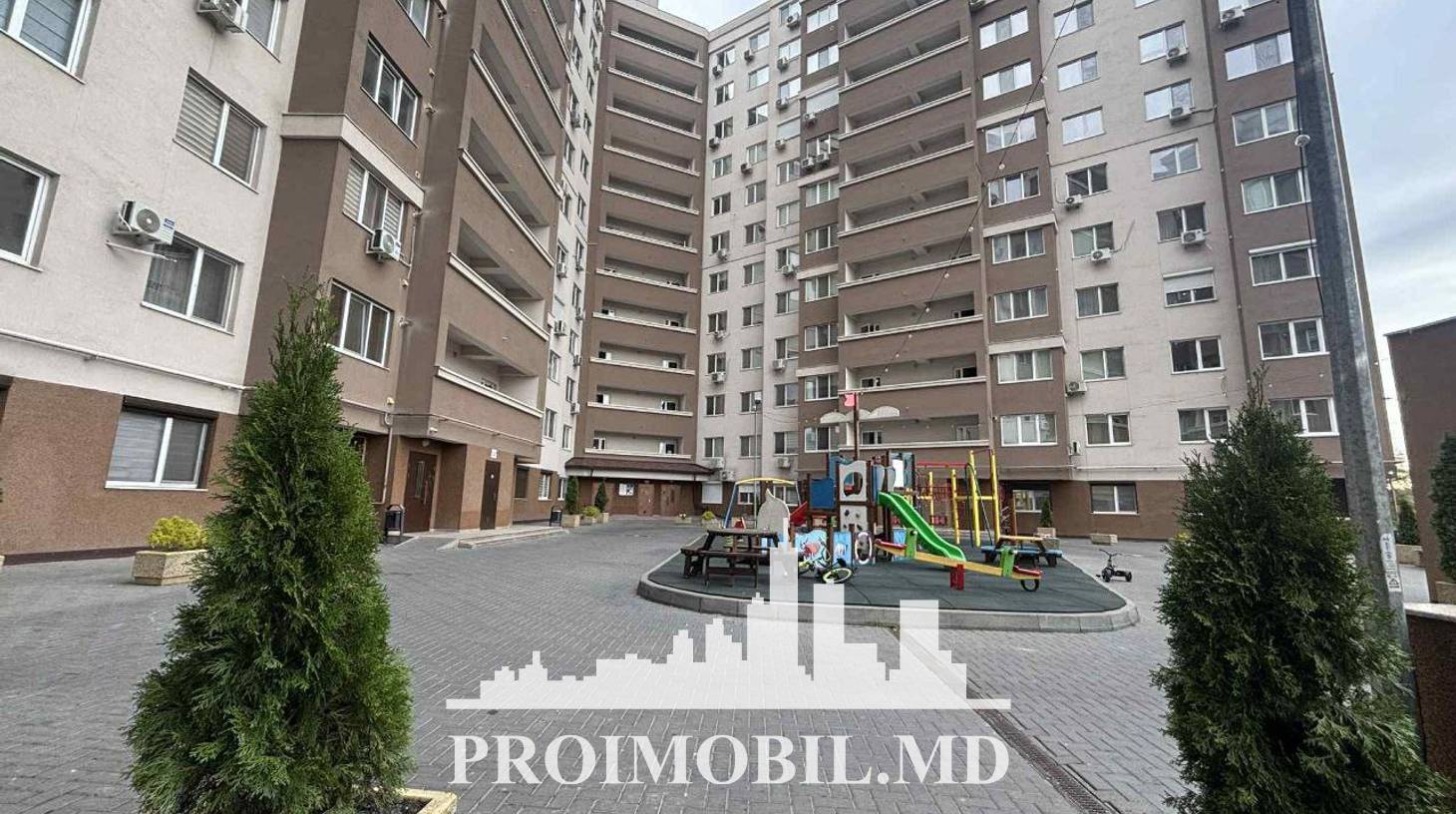 https://images.proimobil.md/nz3g3eIFL1DvzTwv6SZwf6pToP3Yf-vgqwKYtXUgdVA/watermark:0.75:so:0:30:0.39/resize:fill:1460:816:1/gravity:ce/bG9jYWw6Ly8vZXN0YXRlL2xyLzc3M2UzOTdlLTA3YWMtNDc3My1hNzFkLTdmOGJmOTk3NjI3Mi5qcGVn