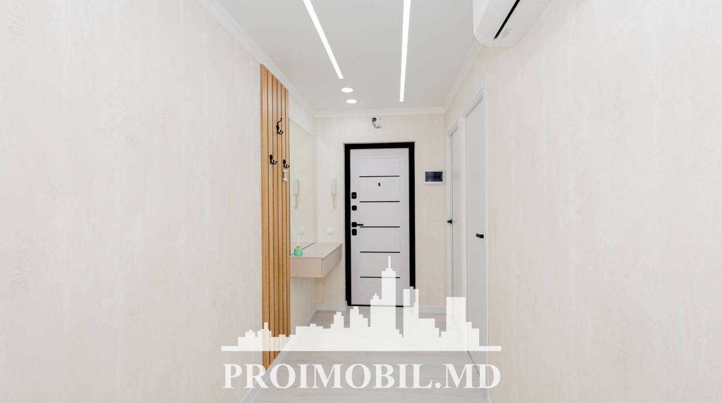https://images.proimobil.md/o0VqsH7L40f6kJxx8c5WNT-nY_EY179-RuLyMOfBYoE/watermark:0.75:so:0:30:0.39/resize:fill:1460:816:1/gravity:ce/bG9jYWw6Ly8vZXN0YXRlL2xyL2ZjYjcxOWUzLWYyZDYtNGQwNS04ZDExLTFmYjg4ZGJmOWE4ZS5qcGVn
