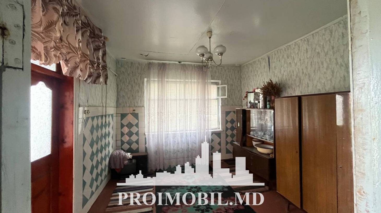 https://images.proimobil.md/o2tNHxo98HuW-bLKDABlt_BWVM3uUV2epbN0bnv37U4/watermark:0.75:so:0:30:0.39/resize:fill:1460:816:1/gravity:ce/bG9jYWw6Ly8vZXN0YXRlL2xyL2QyYzcxNDQ2LTA5MjUtNDc2OS05N2NlLTMwNGZlNWIxNjViYi5qcGVn