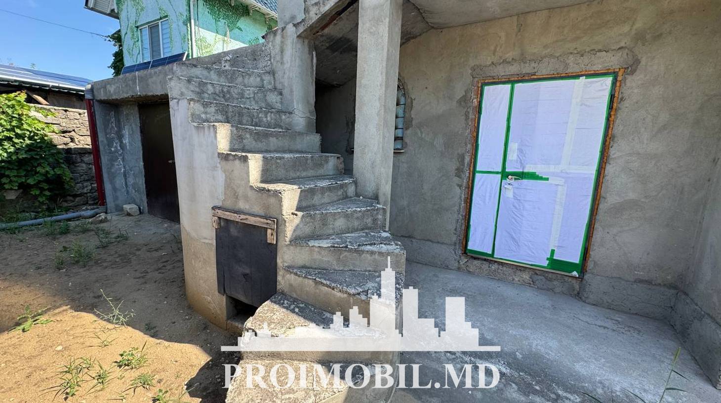 https://images.proimobil.md/o8IHsqzG_hXi8_gymH2wAXELI8cTTO7ahsacyghSYFs/watermark:0.75:so:0:30:0.39/resize:fill:1460:816:1/gravity:ce/bG9jYWw6Ly8vZXN0YXRlL2xyLzhjZGU4M2Q0LTdmMzYtNDY1My1hMmI1LThkMjlmYmI5OGM0MC5qcGVn
