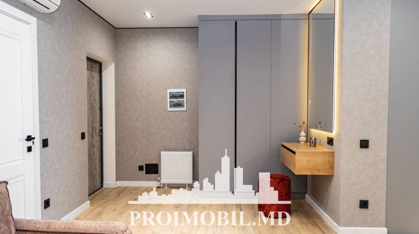 https://images.proimobil.md/o8RffjJZ9z2rhPPZLw38bASQ86JukVMo1jihZqwPe7E/watermark:0.75:so:0:30:0.39/resize:fill:1460:816:1/gravity:ce/bG9jYWw6Ly8vZXN0YXRlL2xyLzBkMzBkZDM2LTJhOWItNGVlMy1hNDI5LWYxZjUxM2IzN2M2ZC5qcGVn
