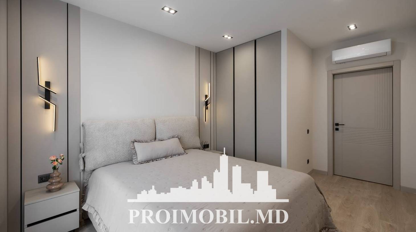 https://images.proimobil.md/o8dVkhMLJmTPcYHIj-fyDKcYIA7Ku1QP5-NLJpjSGN4/watermark:0.75:so:0:30:0.39/resize:fill:1460:816:1/gravity:ce/bG9jYWw6Ly8vZXN0YXRlL2xyL2VhNjEyMWYyLTM1ZDktNDM2OS04ZjJlLTVlMzFhZDY0YmE3OS5qcGVn