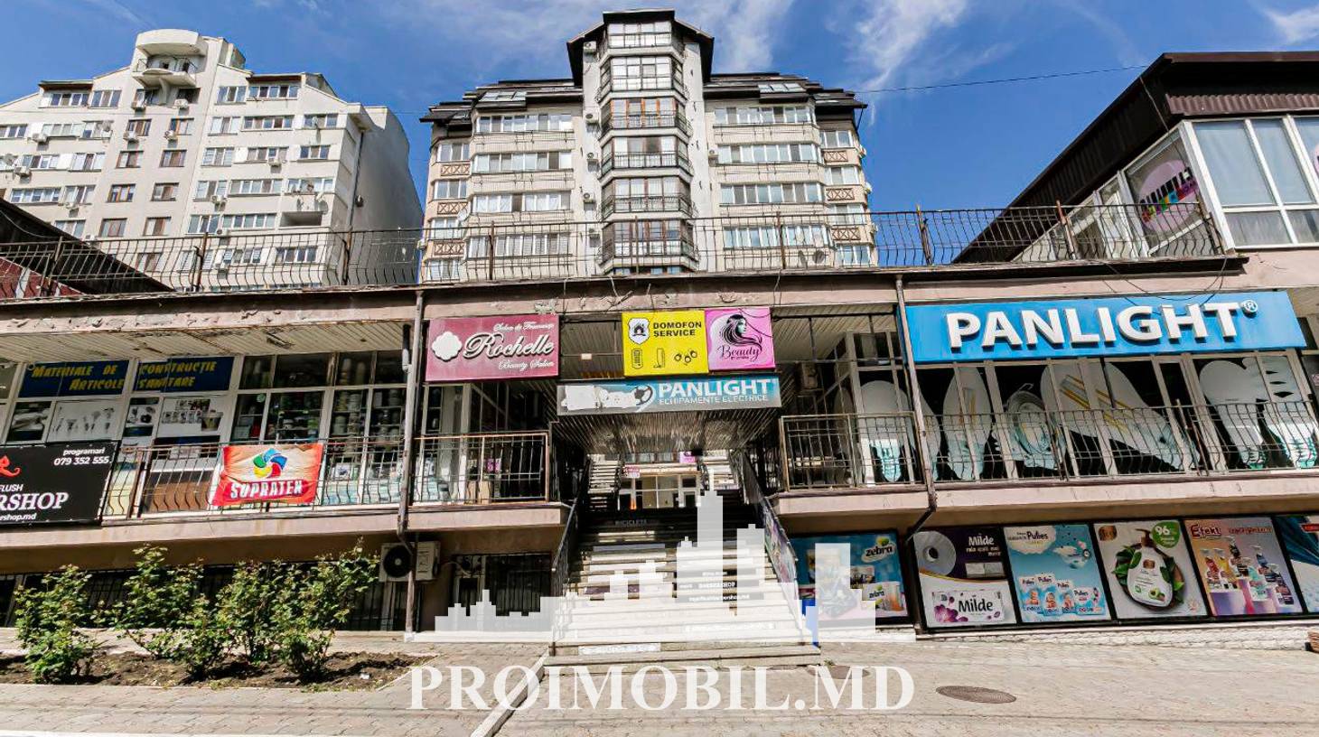 https://images.proimobil.md/o8x2tMNq10ZetVZo3qvPSC9b1Yo6D3CEMq45rvcqTMU/watermark:0.75:so:0:30:0.39/resize:fill:1460:816:1/gravity:ce/bG9jYWw6Ly8vZXN0YXRlL2xyLzM4MDI3Y2ZiLWQ2MDktNDNmYS1hZGUyLWIxNmE4MTZkZjhjYS5qcGVn