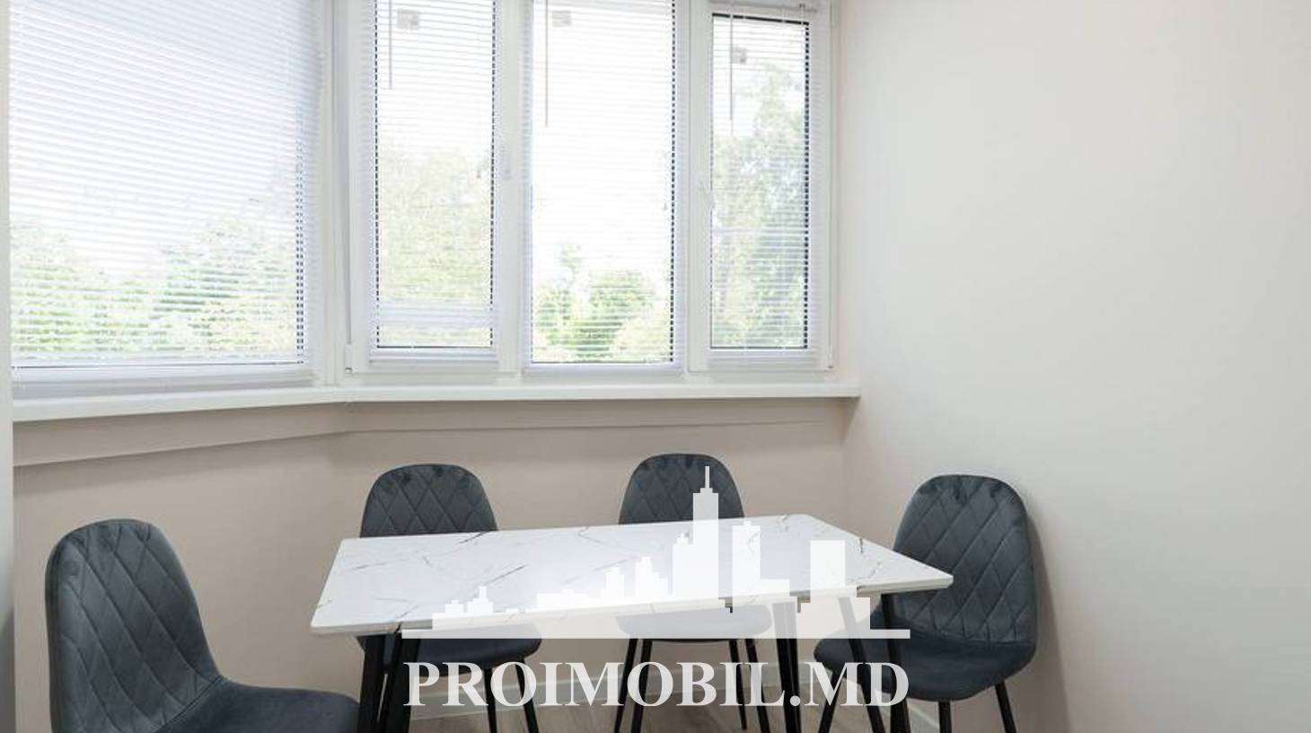 https://images.proimobil.md/o9wNiYM6vGPYzzSbTDnKfJp8ciMGDG_dsMKxiX_sF-Y/watermark:0.75:so:0:30:0.39/resize:fill:1460:816:1/gravity:ce/bG9jYWw6Ly8vZXN0YXRlL2xyL2I5OThhOTE2LWE3ZTAtNDg5OS1hNDU1LTkzZWRjNTY5NGI2ZC5qcGVn